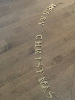 Metal Holliday garland